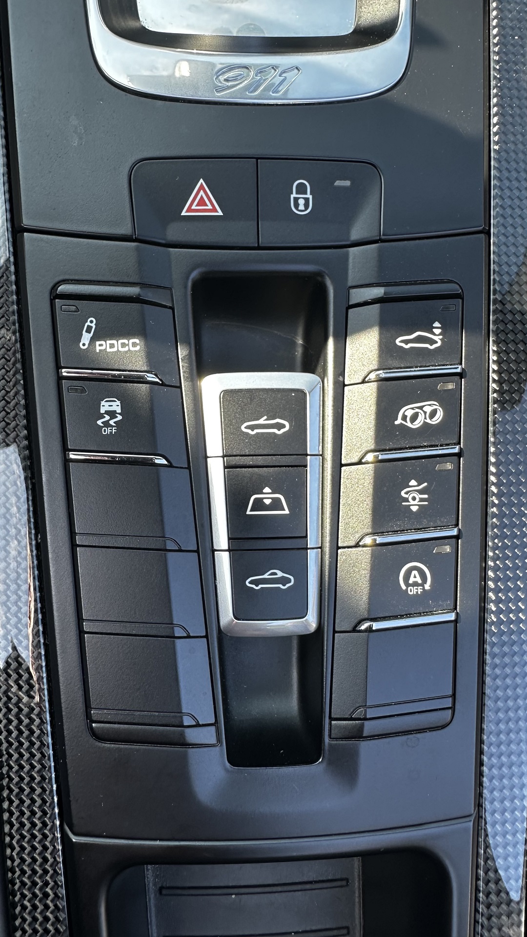 Porsche 911 Carrera 4 GTS Cabrio PDK — fotografie 16