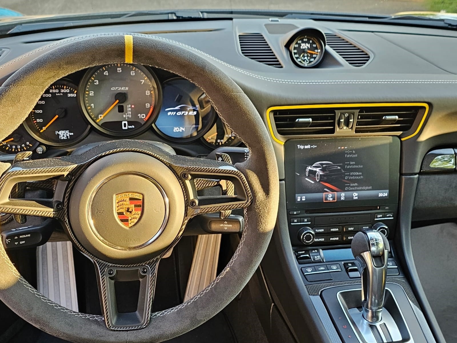 Porsche 911 Weissach GT3 RS (992) — fotografie 17