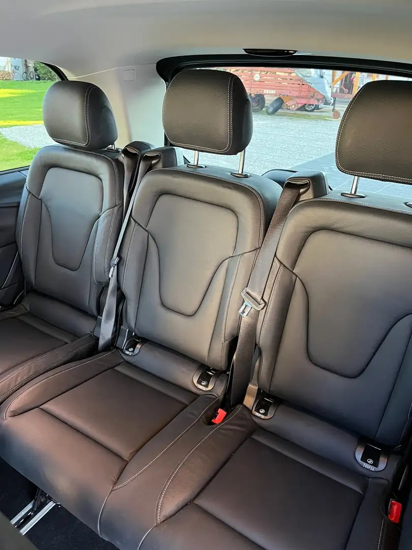 Mercedes-Benz V 250 d lang 9G-TRONIC Edition — zdjęcie 16