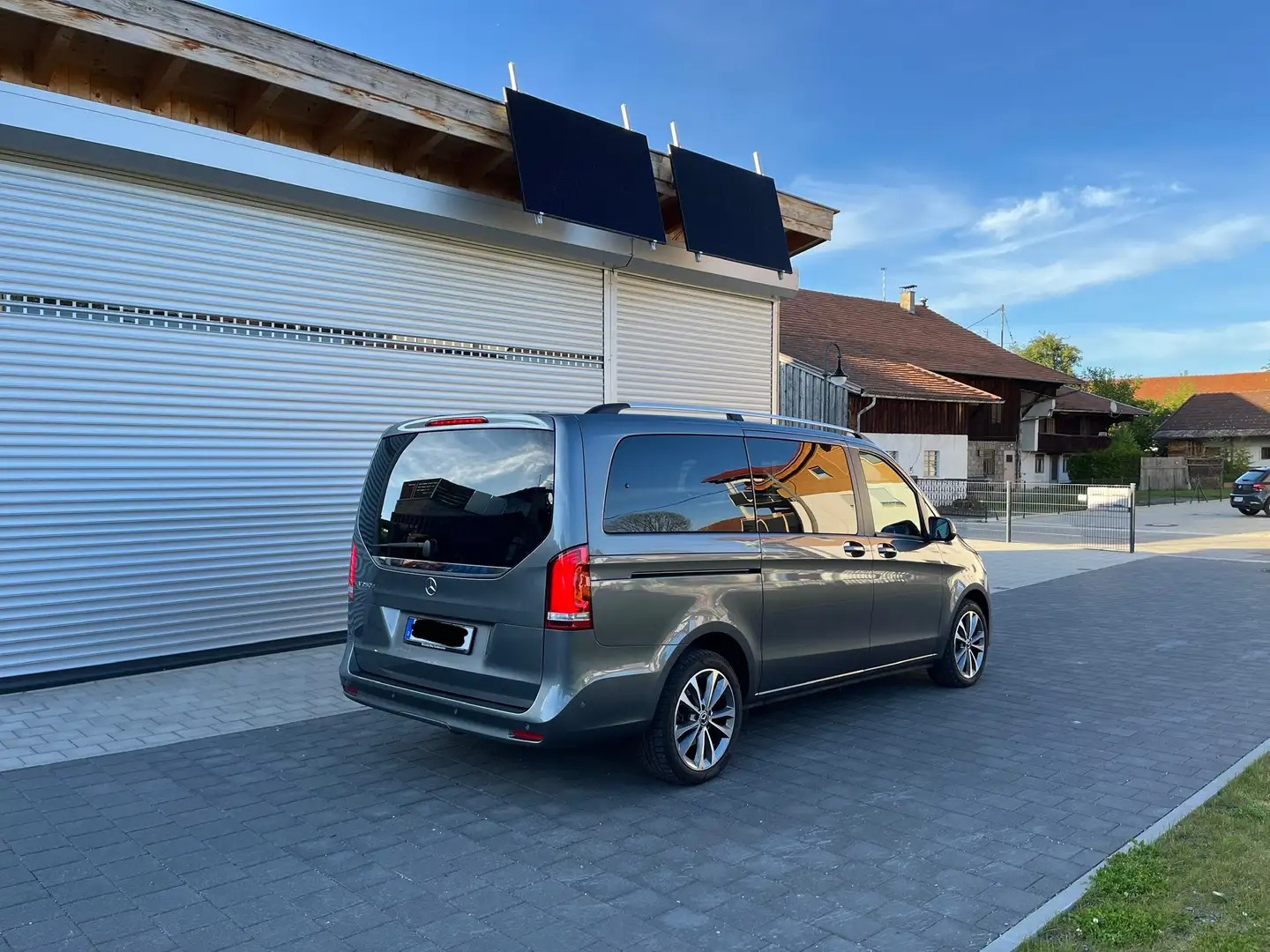 Mercedes-Benz V 250 d lang 9G-TRONIC Edition — zdjęcie 6