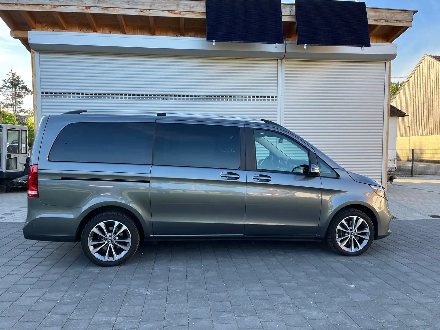 Mercedes-Benz V 250 d lang 9G-TRONIC Edition — zdjęcie 7