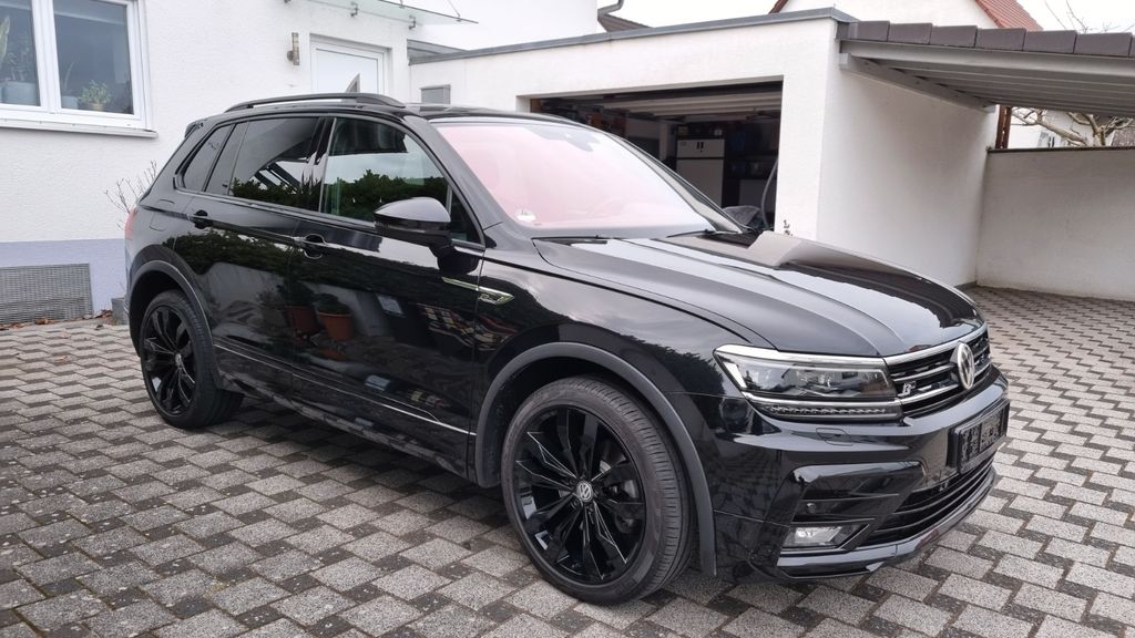 Volkswagen Tiguan Highline 2xR-Line Black Style — fotografie 5