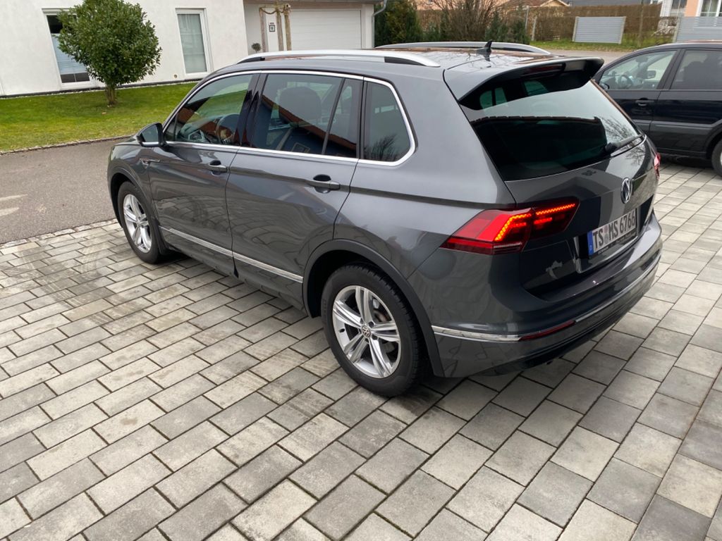Volkswagen Tiguan 2.0 TDI DSG 4M Highline R-Line — fotografie 6