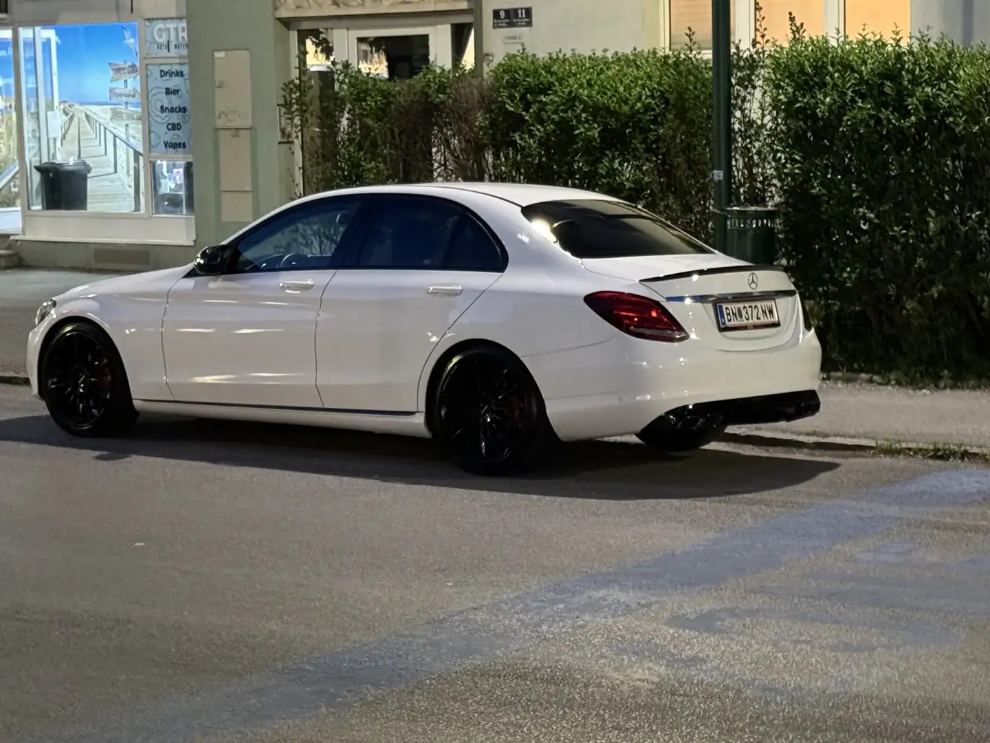 Mercedes-Benz C 220 d 4MATIC AMG Line — photo 6