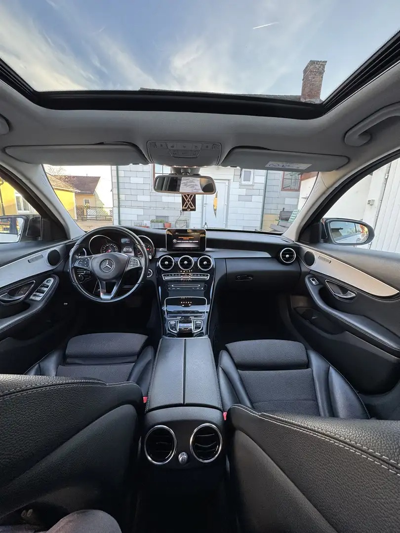 Mercedes-Benz C 220 d 4MATIC AMG Line — photo 11