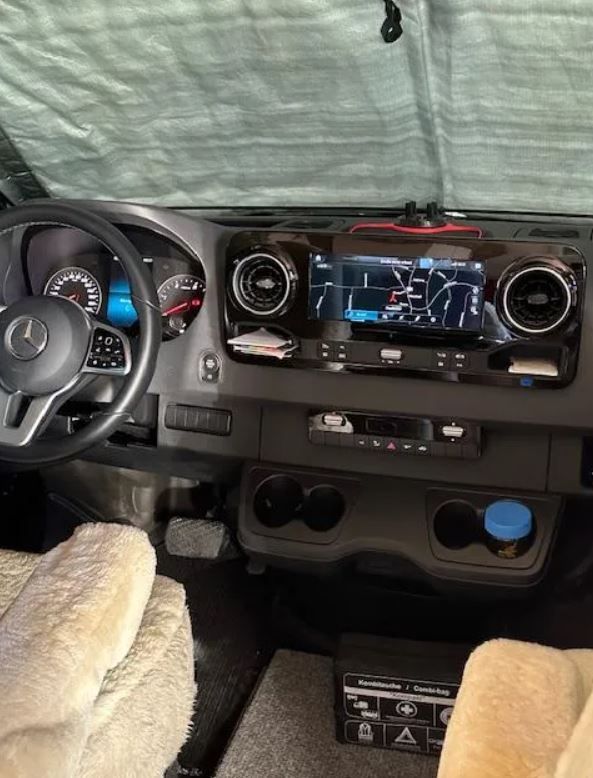 Carthago C-Tourer T 143 LE — photo 8