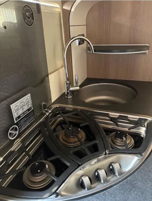 Carthago C-Tourer T 143 LE — photo 11