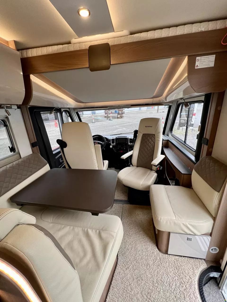 Bürstner Ixeo I 690 G — photo 2