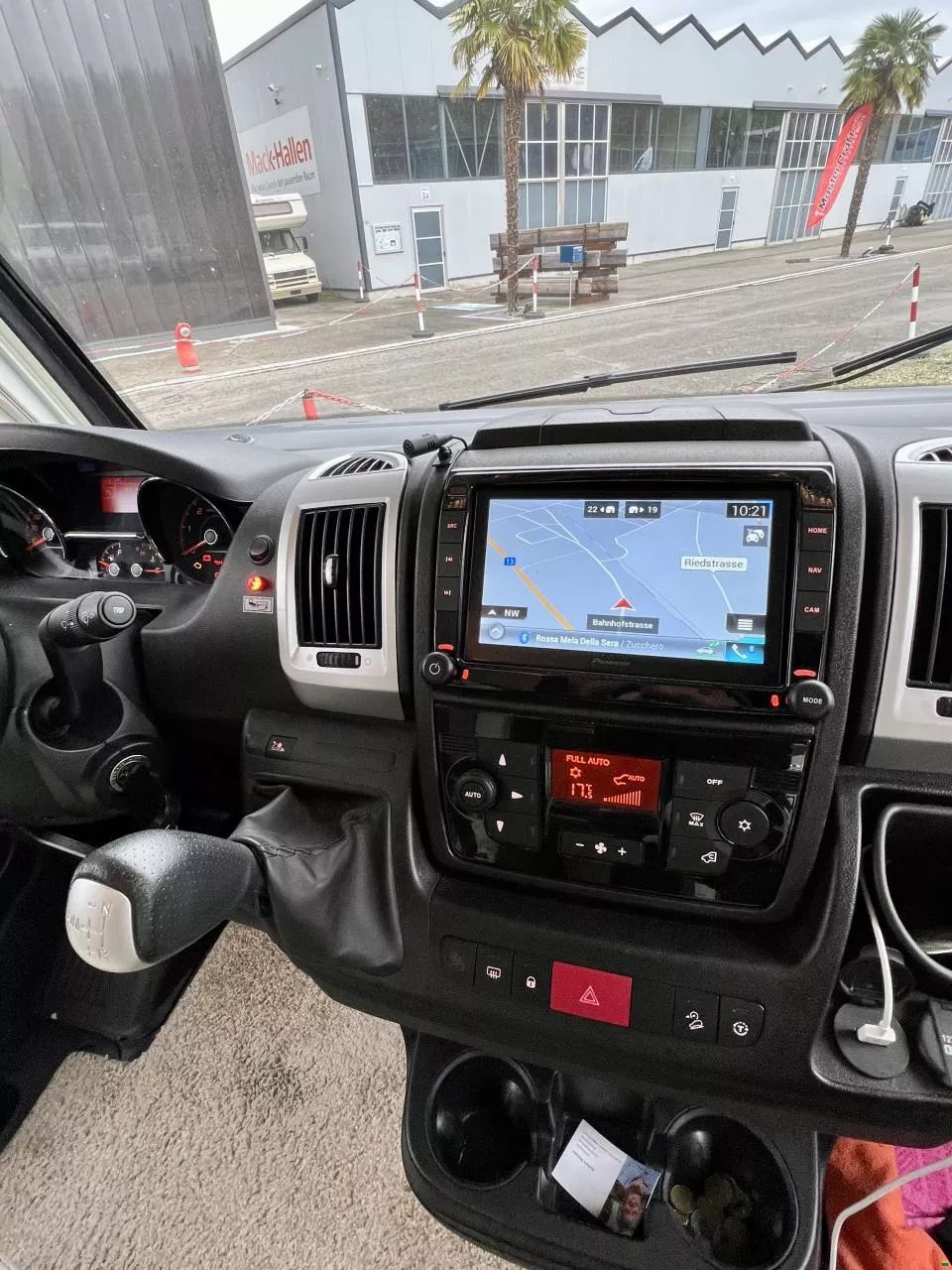 Bürstner Ixeo I 690 G — photo 11