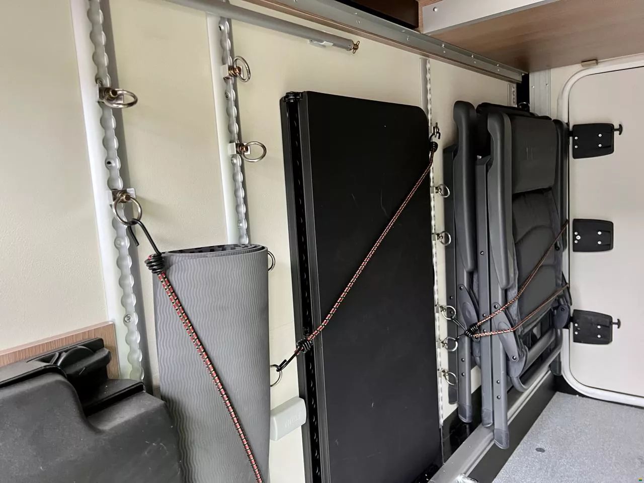 Bürstner Ixeo I 690 G — photo 17