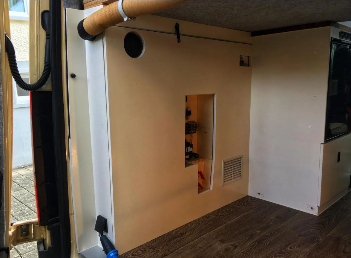 Mercedes-Benz Sprinter 4x4 (2022) – 190 HP | 9G-Tronic | Premium AWD Van — photo 10