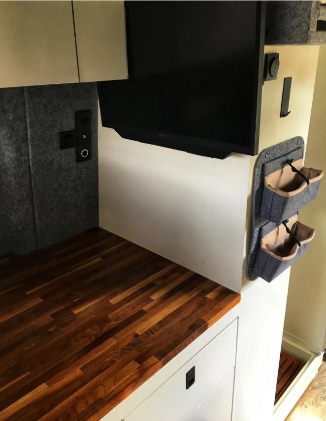 Mercedes-Benz Sprinter 4x4 (2022) – 190 HP | 9G-Tronic | Premium AWD Van — photo 15