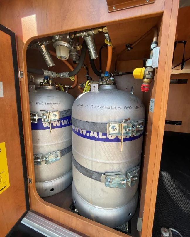 Carthago Malibu Van 640 LE 40 Heavy – Premium Camper | Fully Equipped | Top Condition — photo 4