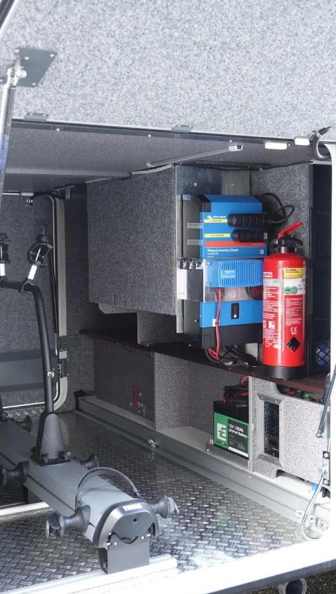 Carthago Chic E-Line I51 Linerclass – Elite Motorhome Experience — photo 4