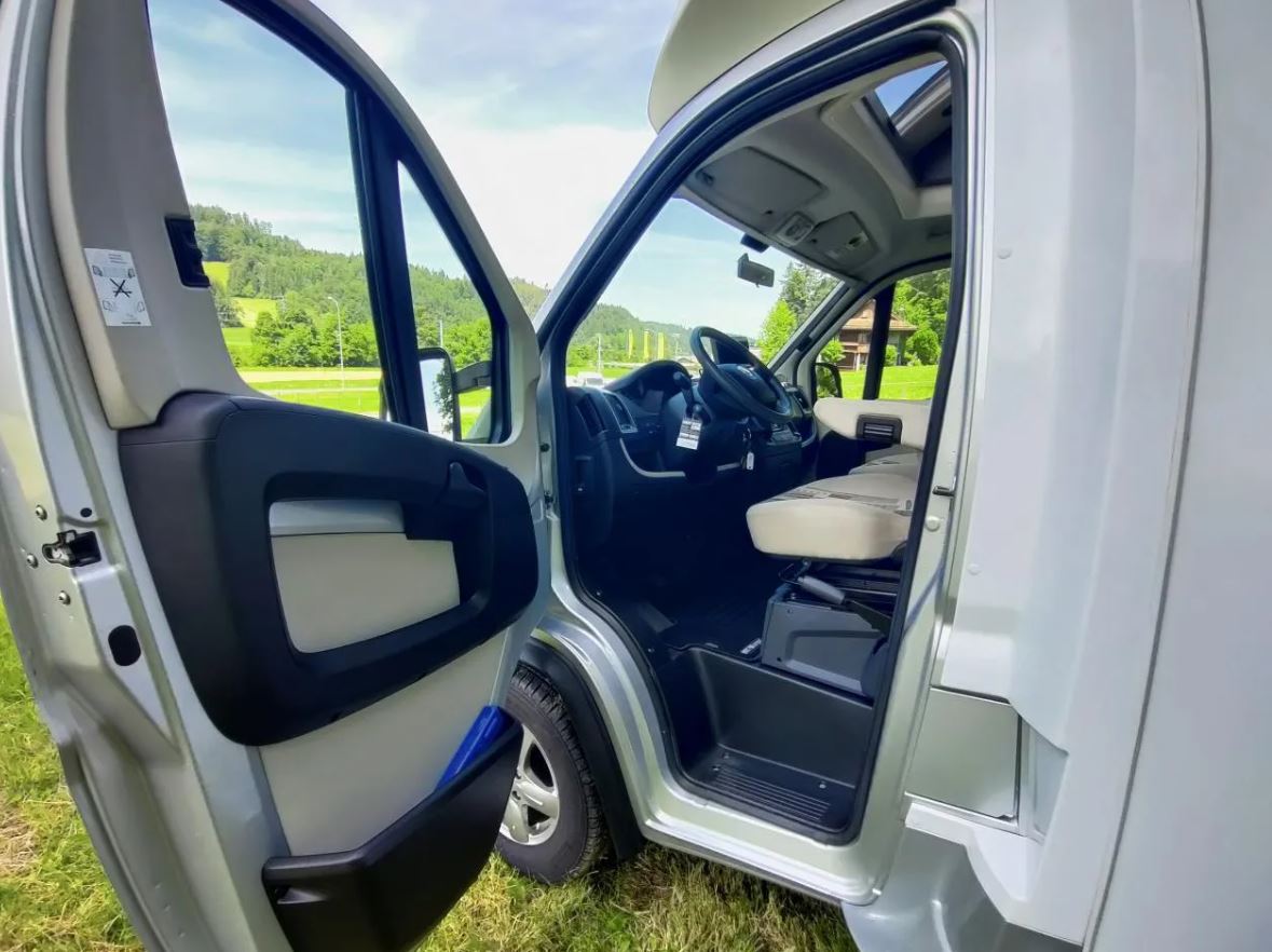 Bavaria FIAT Fjord T731-L – Queen Bed Comfort & Style — photo 9