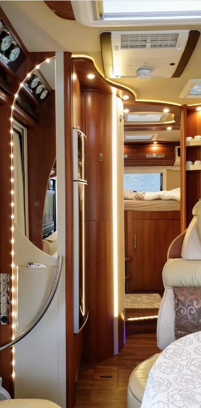 Carthago Chic E-Line I49 Yachting – Luxury Travel Redefined — photo 10