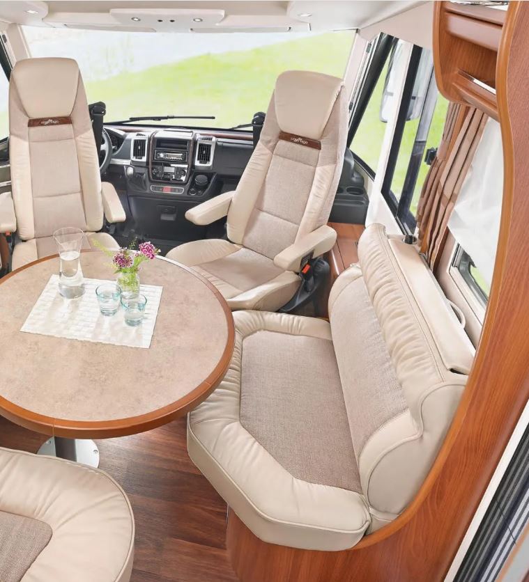 Carthago Chic E-Line I49 Yachting – Luxury Travel Redefined — photo 17