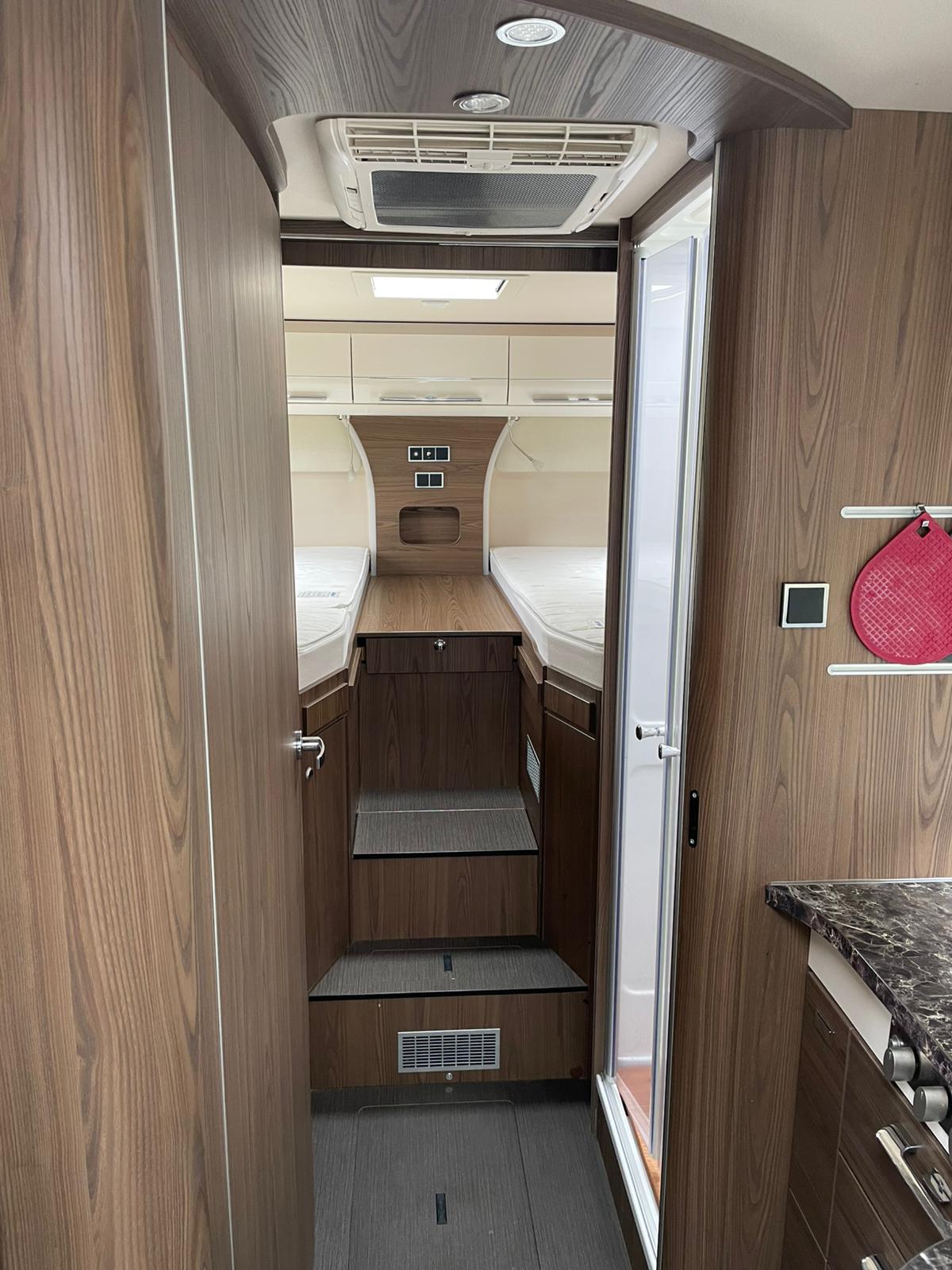 Hymer B 704 SL — fotografie 9