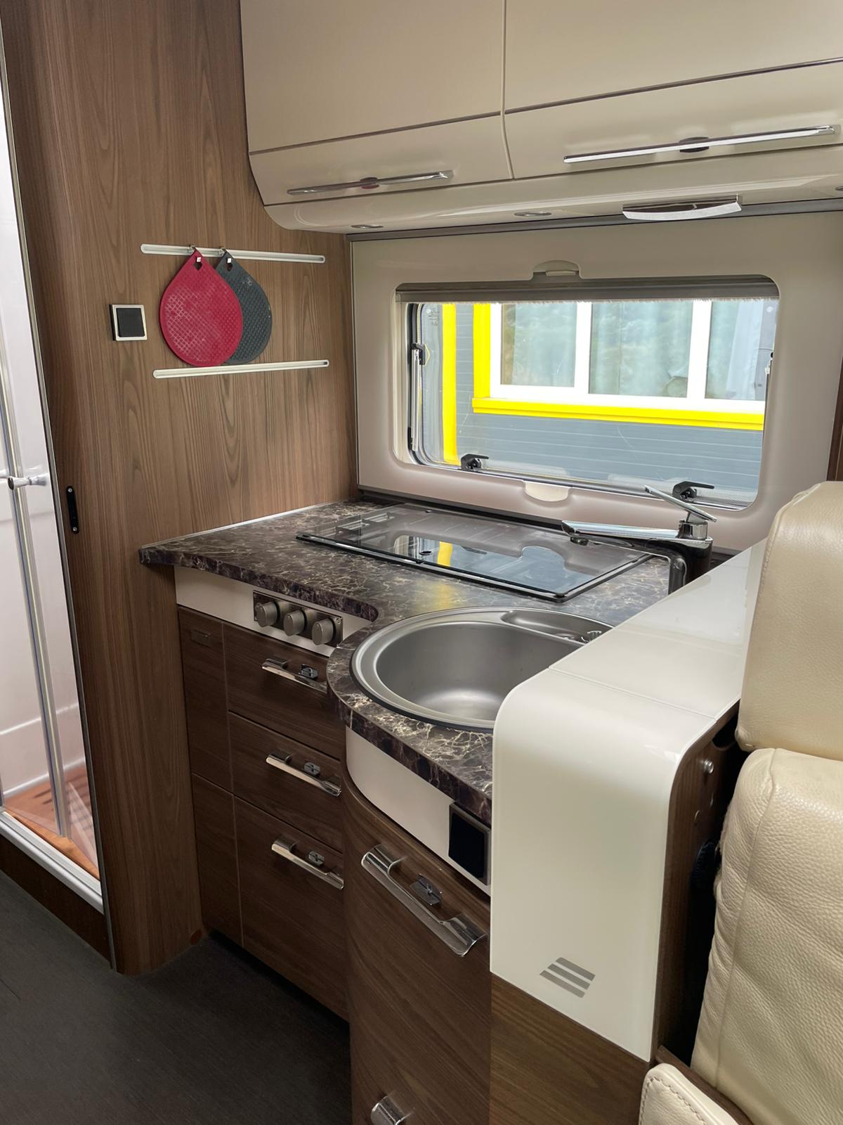 Hymer B 704 SL — fotografie 14