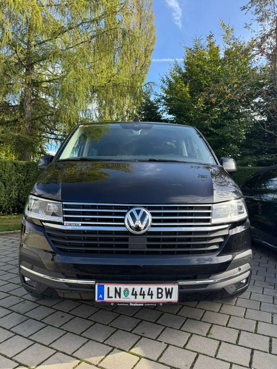 Pojazd #28192 - Volkswagen T6.1 Multivan Highline 2.0 TDI DSG 4Motion 3
