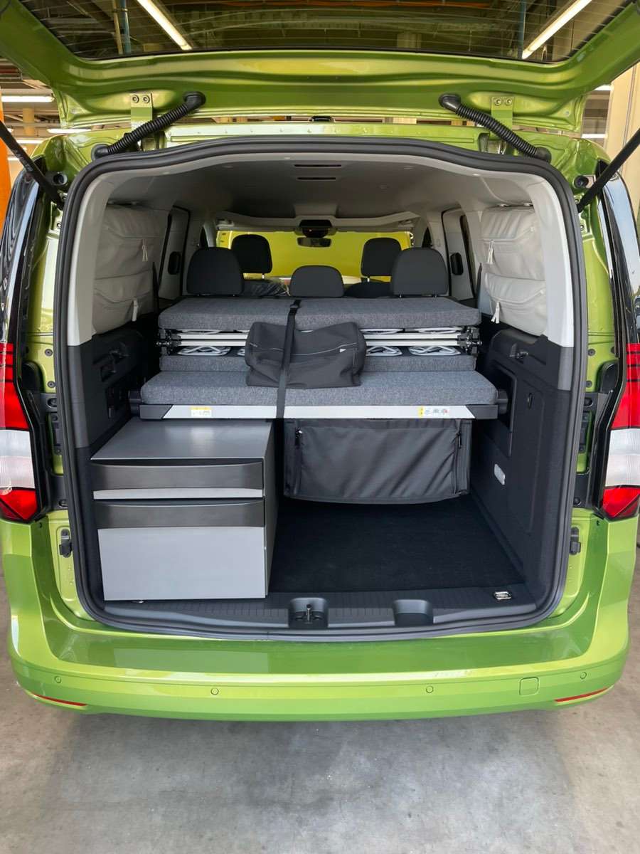 Pojazd #28200 - Volkswagen Caddy Maxi 1,5I 11