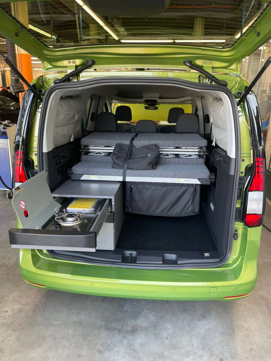 Pojazd #28200 - Volkswagen Caddy Maxi 1,5I 12