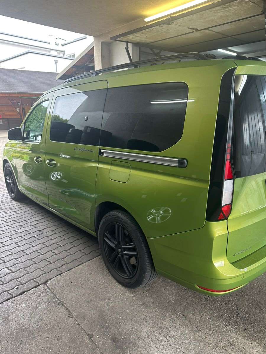 Pojazd #28200 - Volkswagen Caddy Maxi 1,5I 4