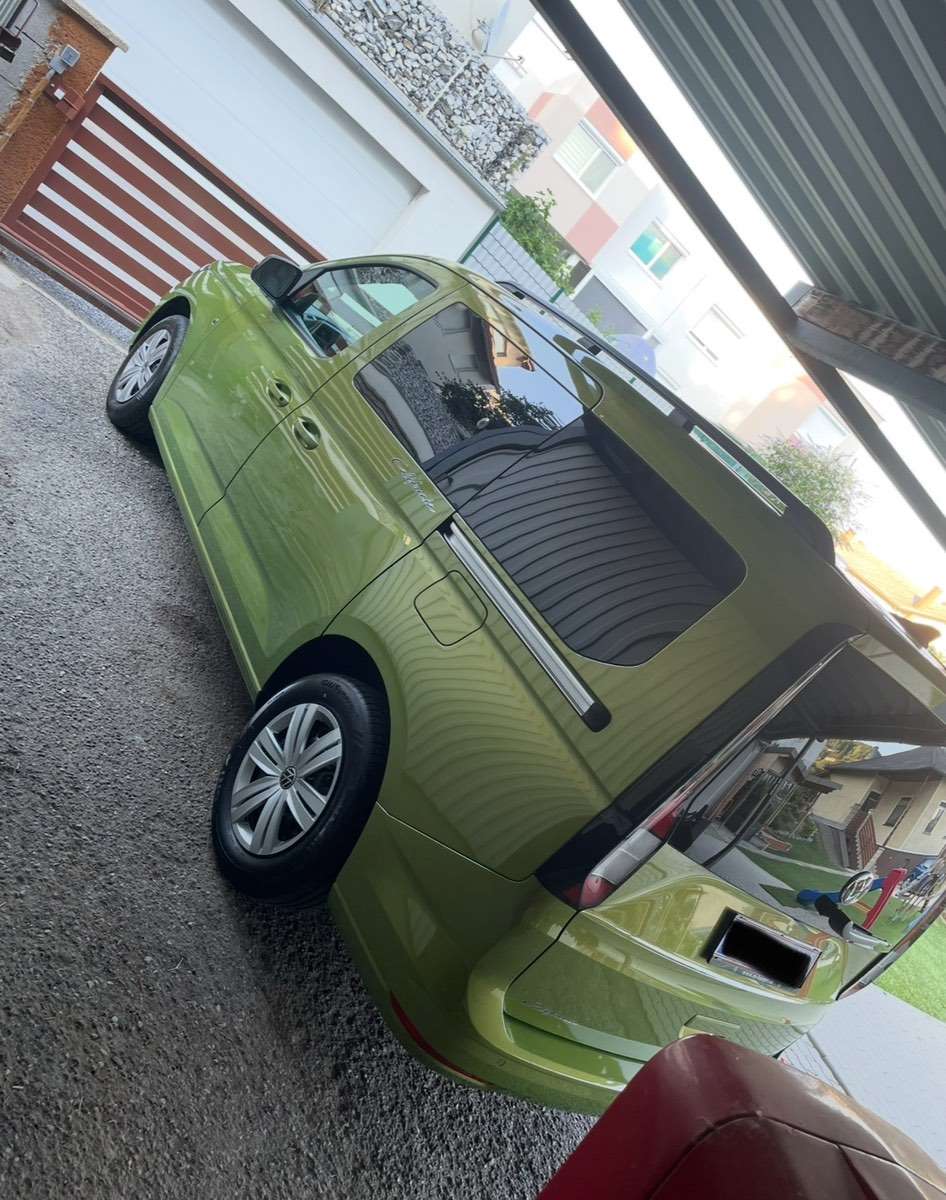 Pojazd #28200 - Volkswagen Caddy Maxi 1,5I 5