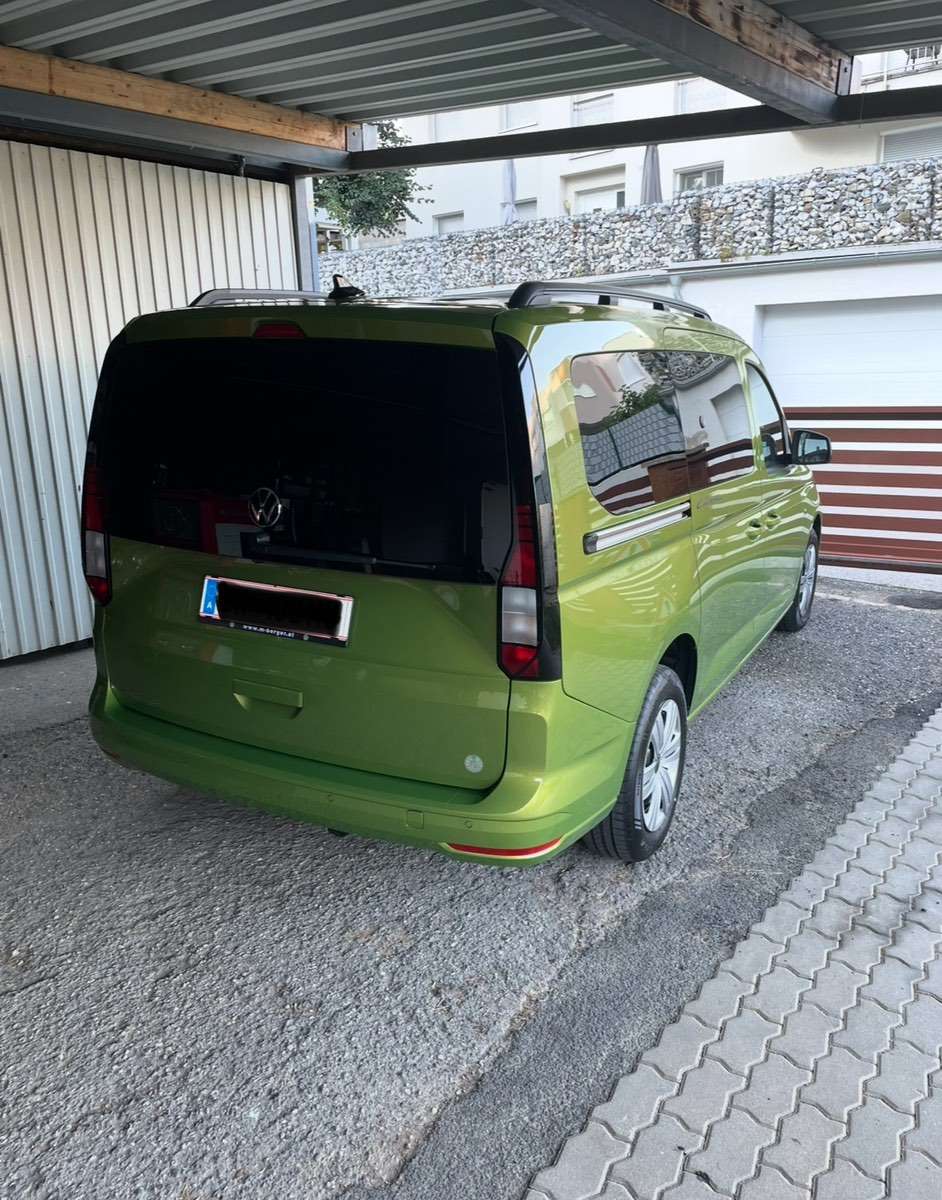 Pojazd #28200 - Volkswagen Caddy Maxi 1,5I 6