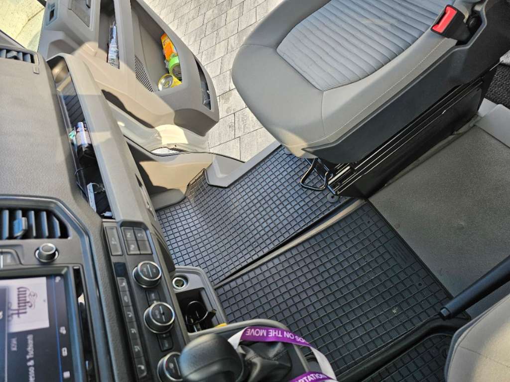 Pojazd #28208 - Volkswagen Grand California 600 Crafter 12