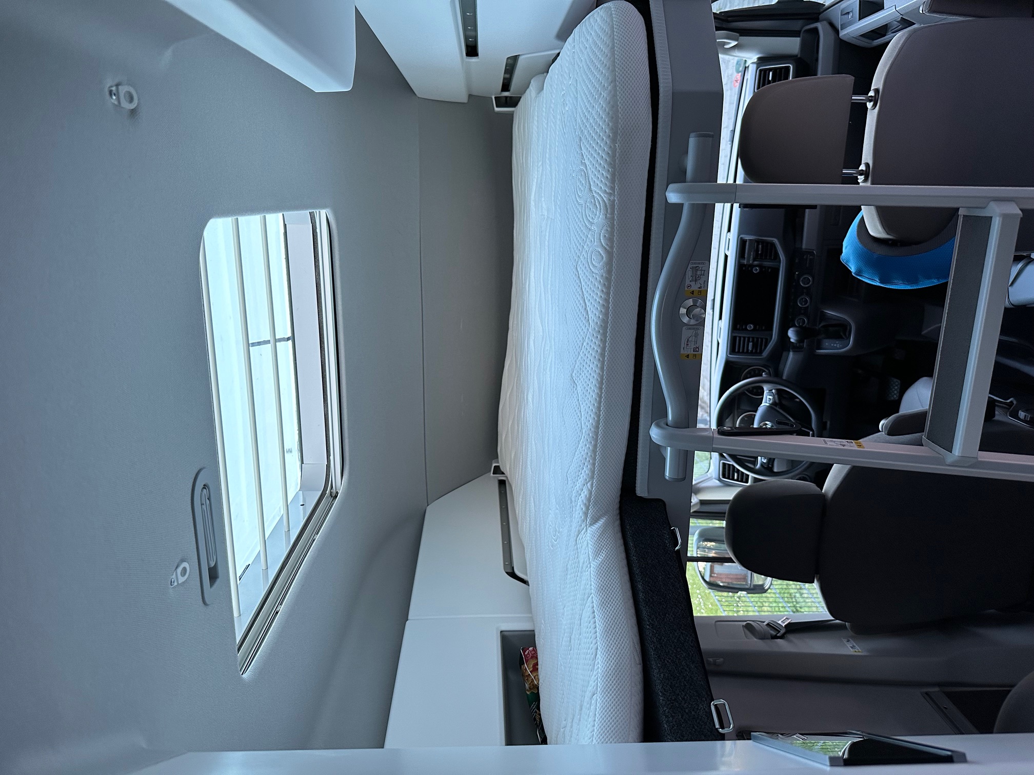 Vehicule #42157 - Volkswagen Grand California 600 11