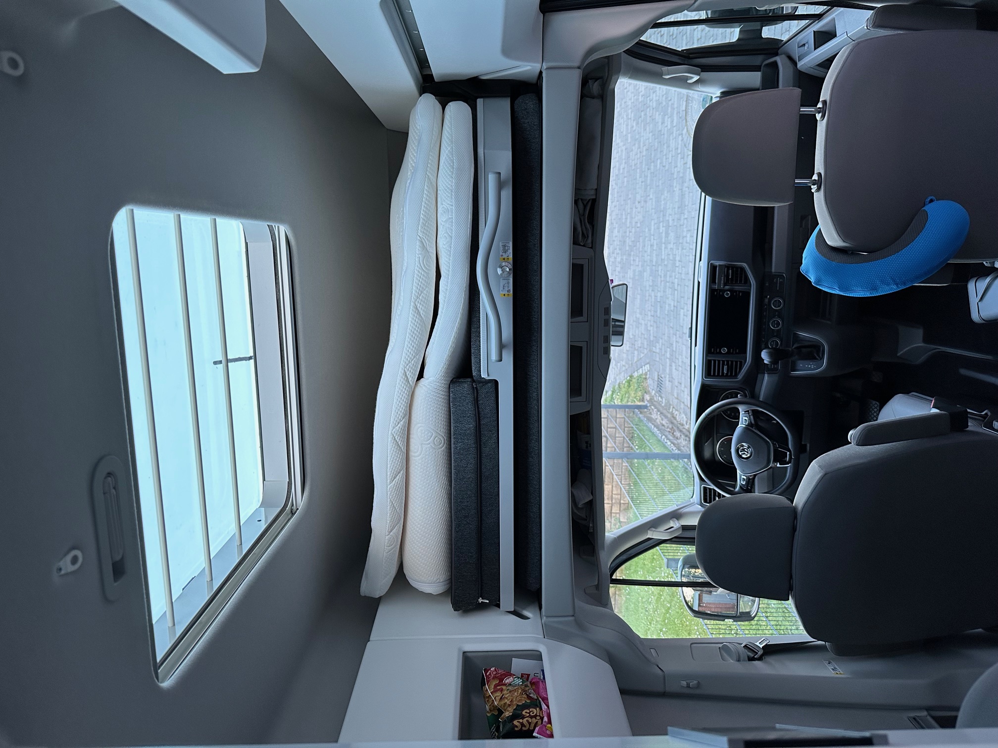 Vehicule #42157 - Volkswagen Grand California 600 12