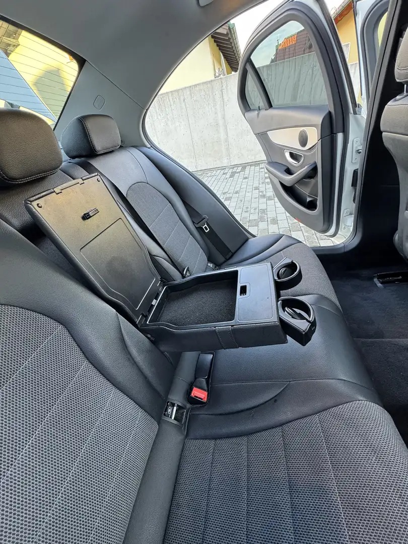 Pojazd #42163 - Mercedes-Benz C 220 d 4MATIC AMG Line 16