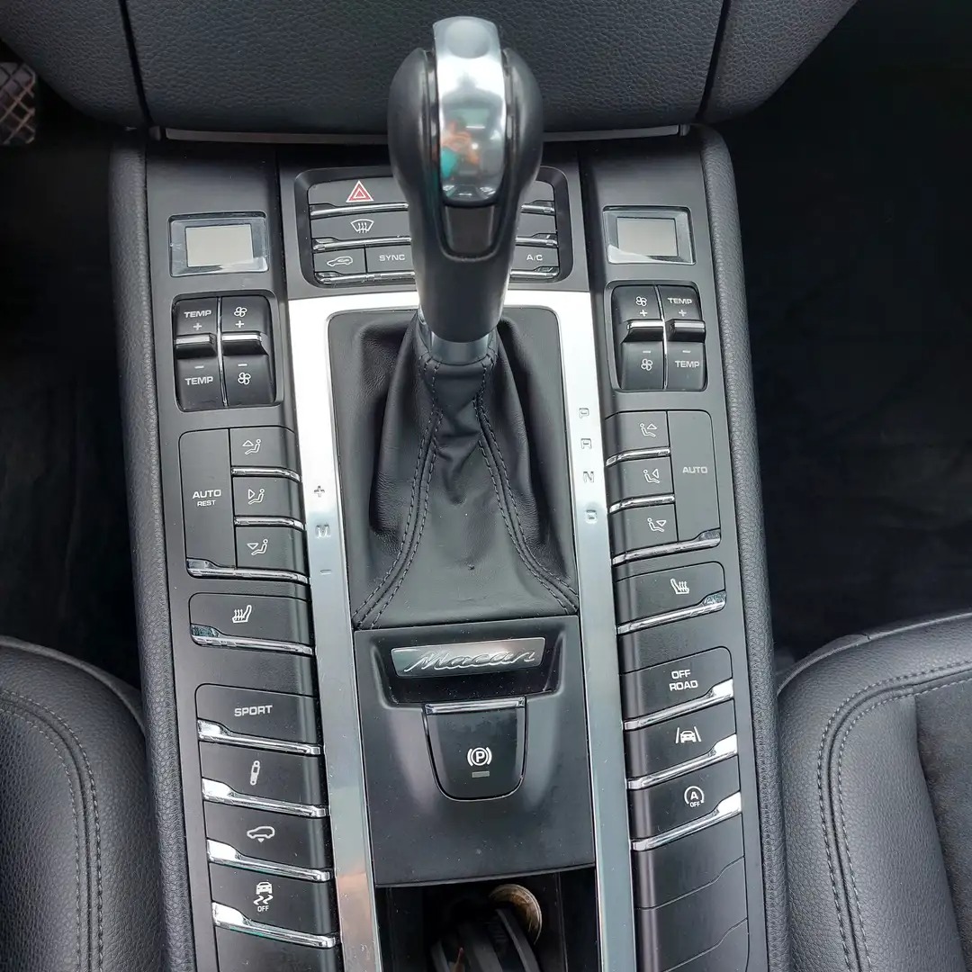 Pojazd #42165 - Porsche Macan S 3.0 9