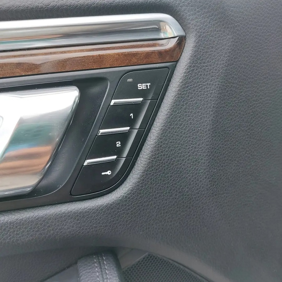 Pojazd #42165 - Porsche Macan S 3.0 12