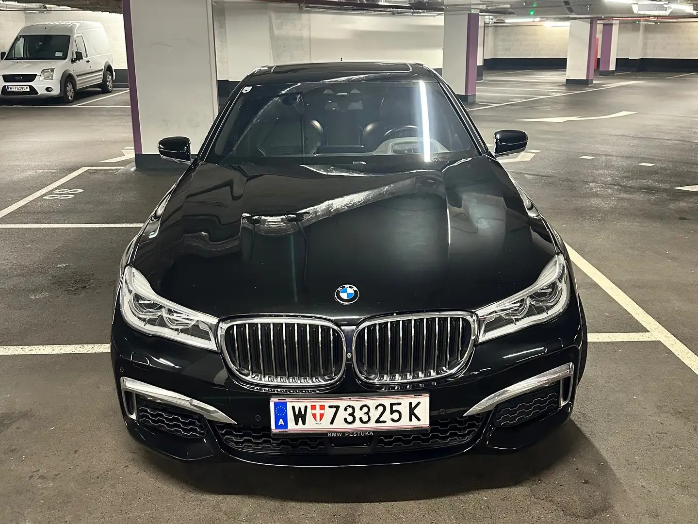Pojazd #42167 - BMW 750 d xDrive M Paket 2