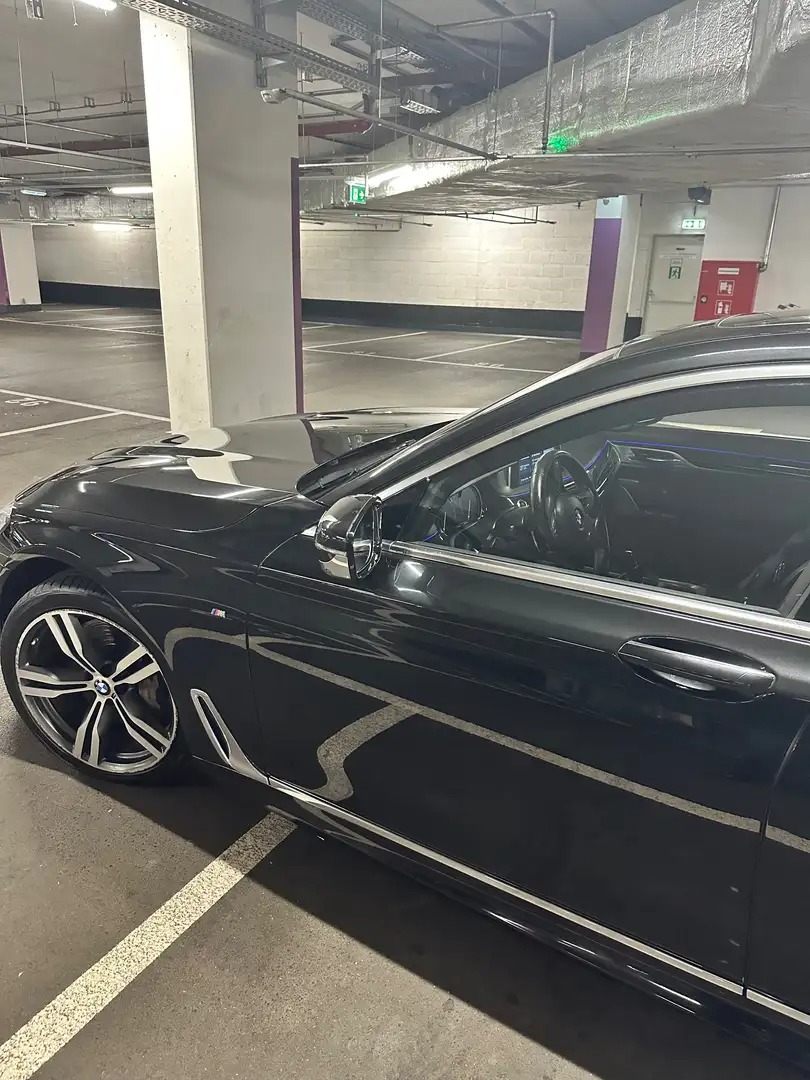 Pojazd #42167 - BMW 750 d xDrive M Paket 4