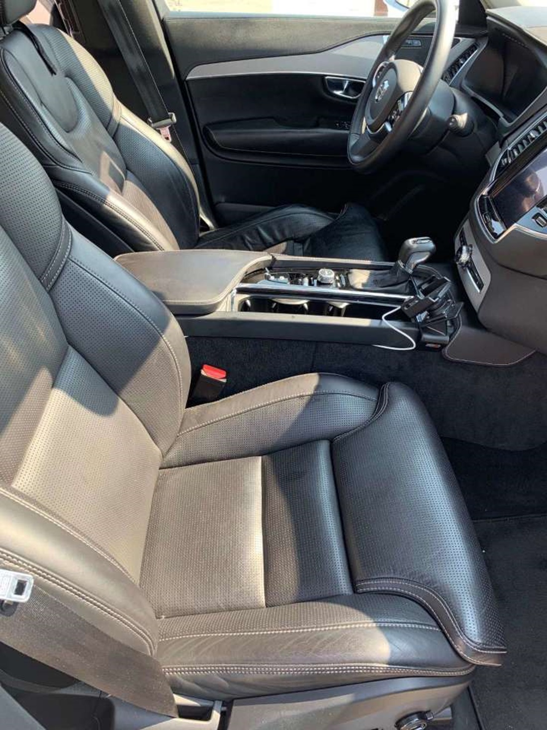 Pojazd #87024 - Volvo XC90 D5 AWD Inscription 2