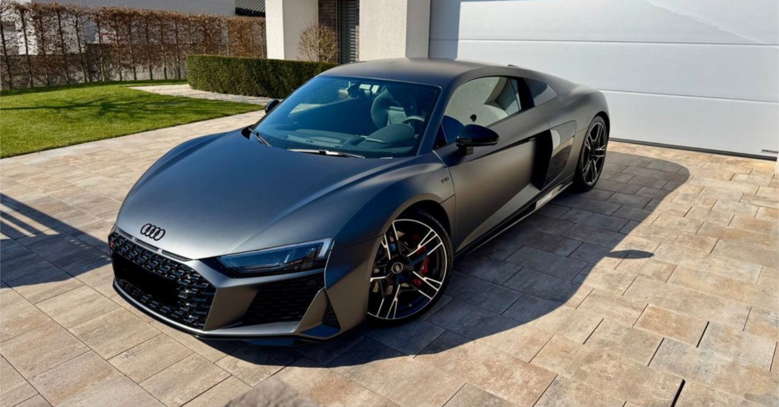 Pojazd #68638 - Audi R8 2