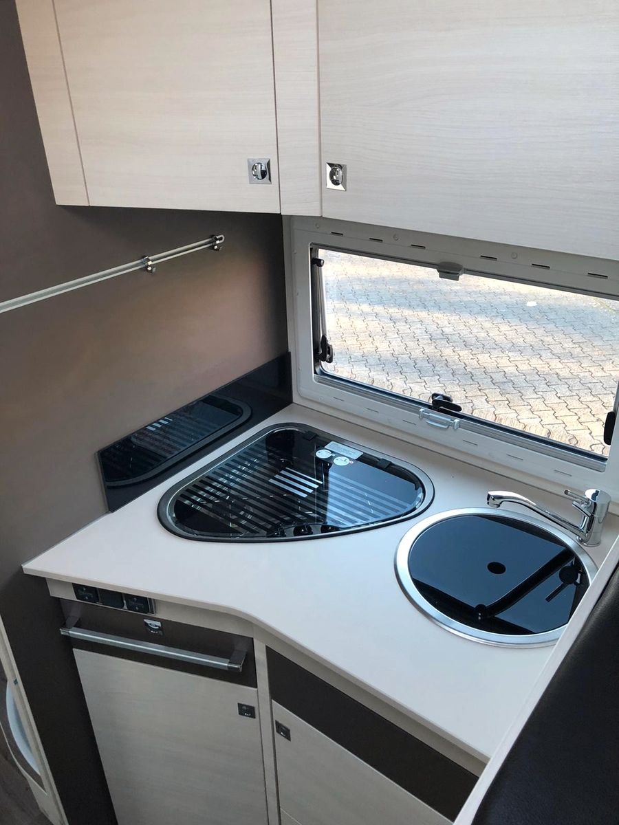Vehicule #28380 - Chausson Flash 716 M18 Ford 8