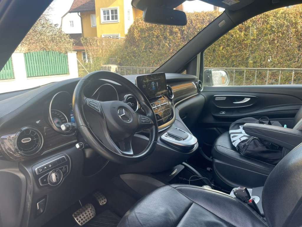 Pojazd #28388 - Mercedes-Benz V 250 d Kombi 4MATIC extralang Avantgarde 6