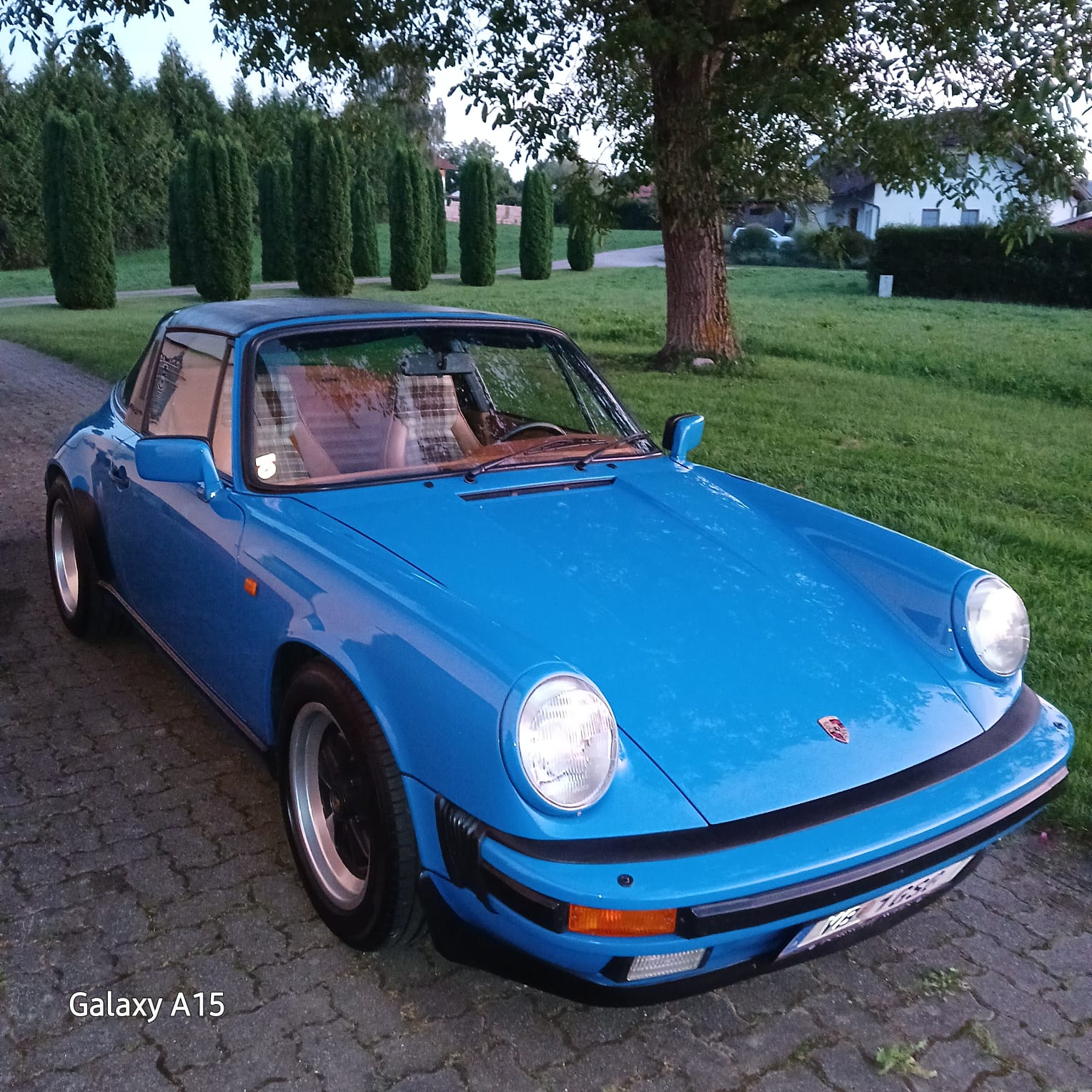 Pojazd #89210 - Porsche 911 SC Targa 2