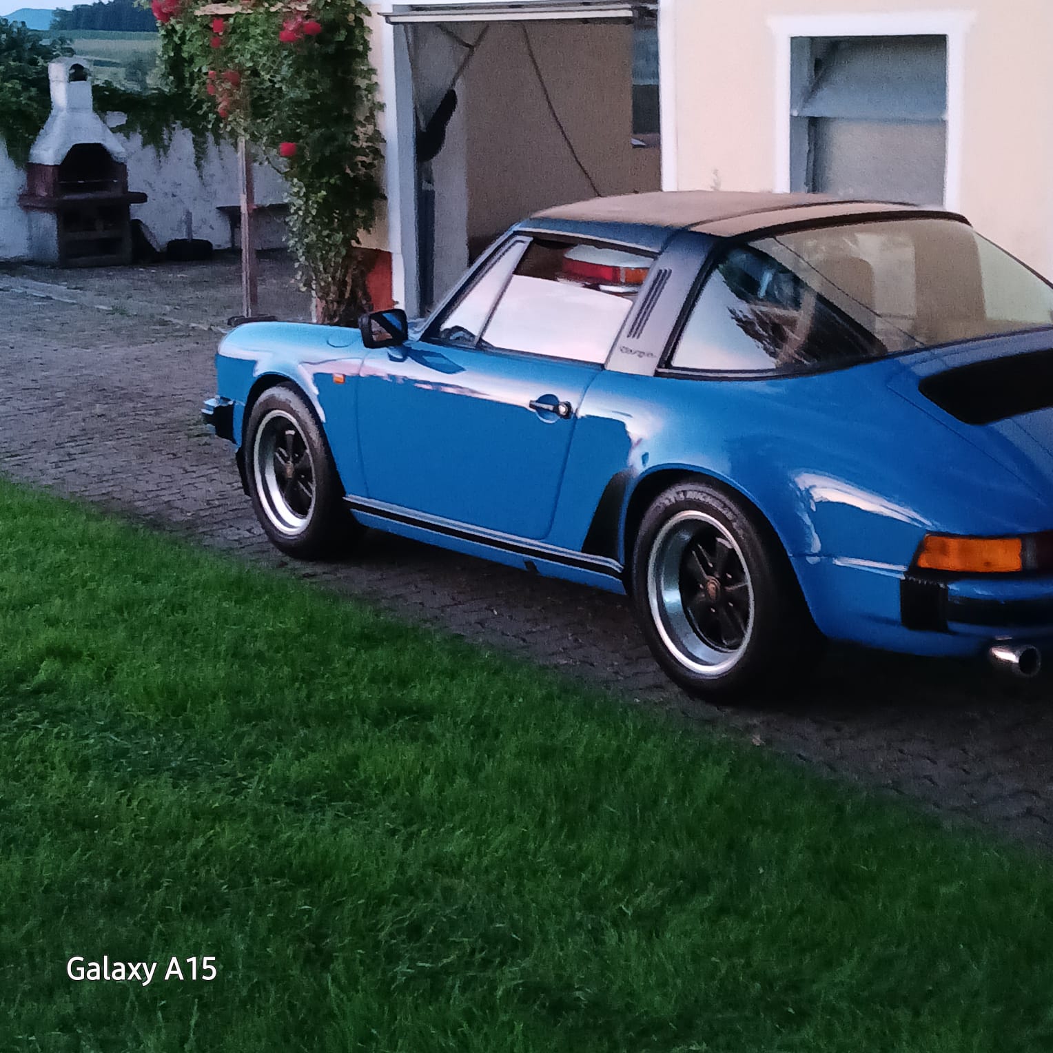 Pojazd #89210 - Porsche 911 SC Targa 3