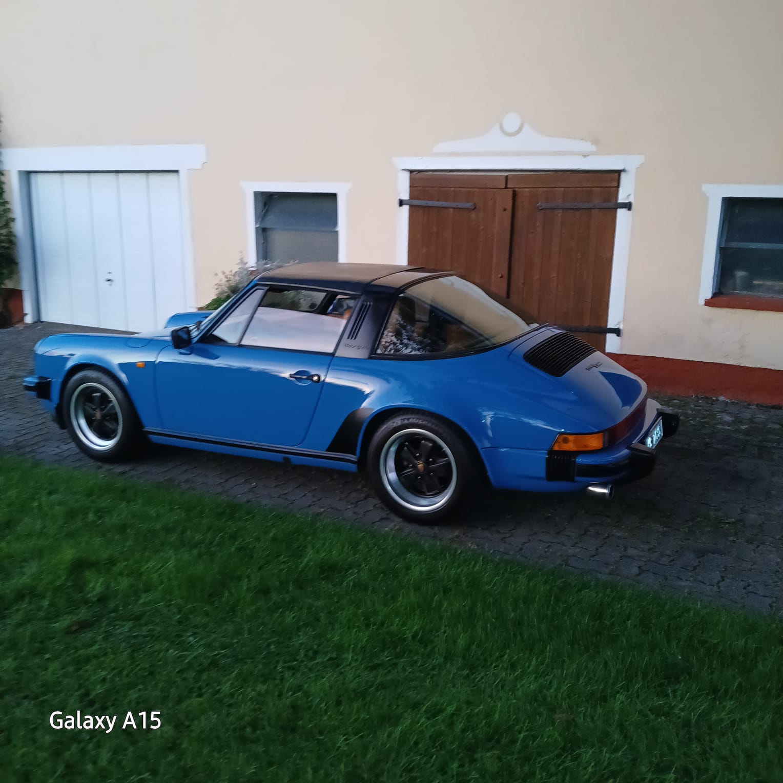 Pojazd #89210 - Porsche 911 SC Targa 5