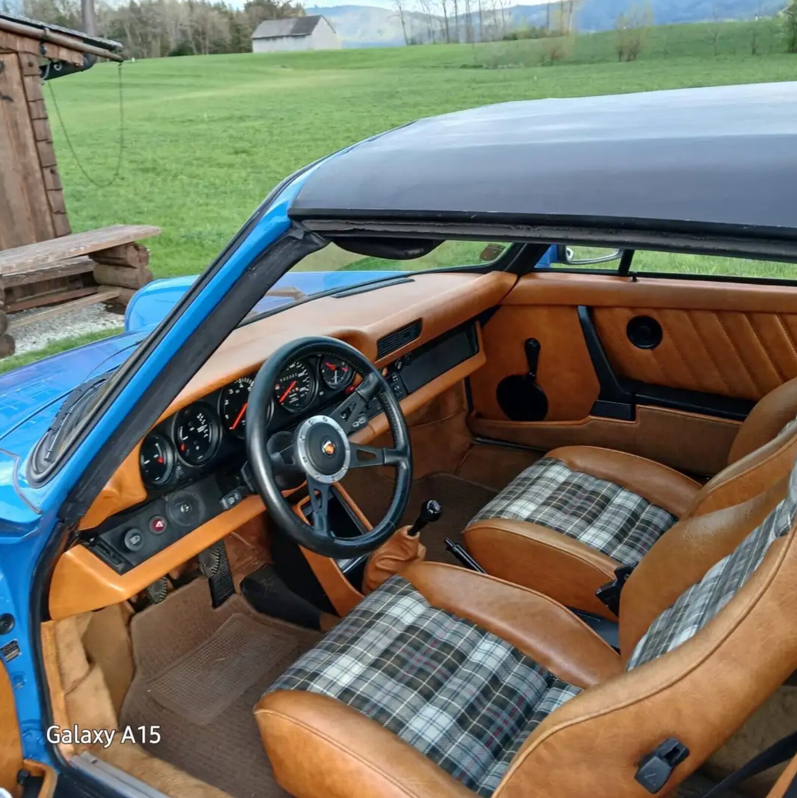 Pojazd #89210 - Porsche 911 SC Targa 12
