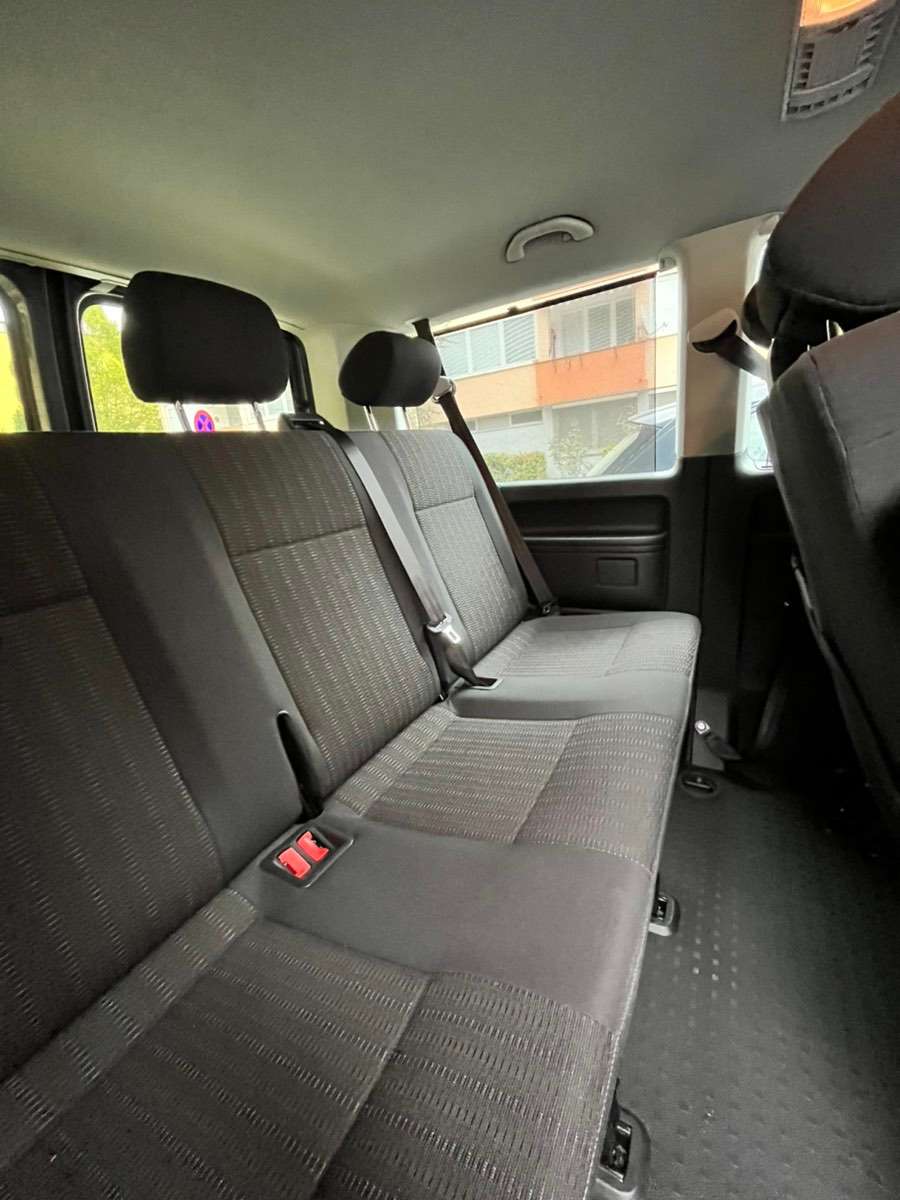 Pojazd #58563 - Volkswagen Caravelle Family 2.0 4