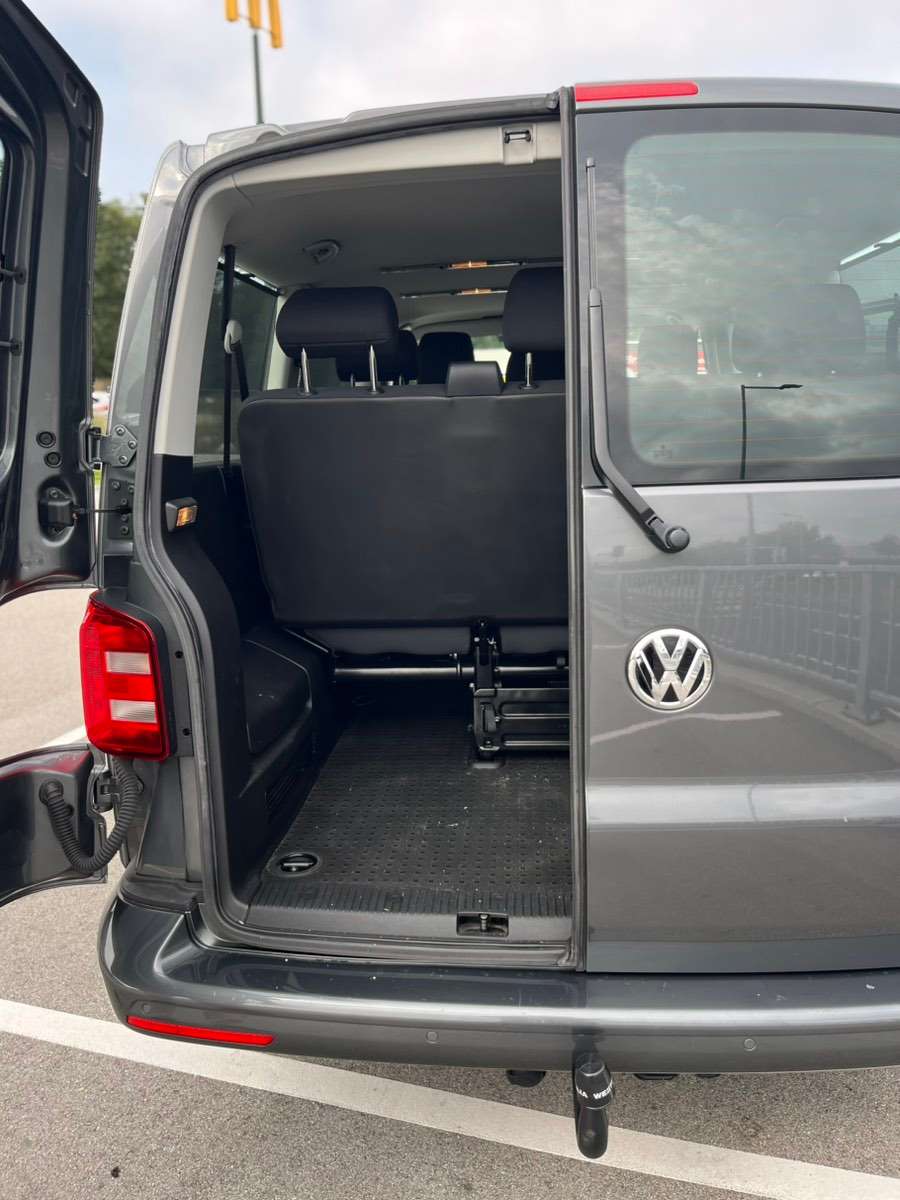 Pojazd #58563 - Volkswagen Caravelle Family 2.0 6