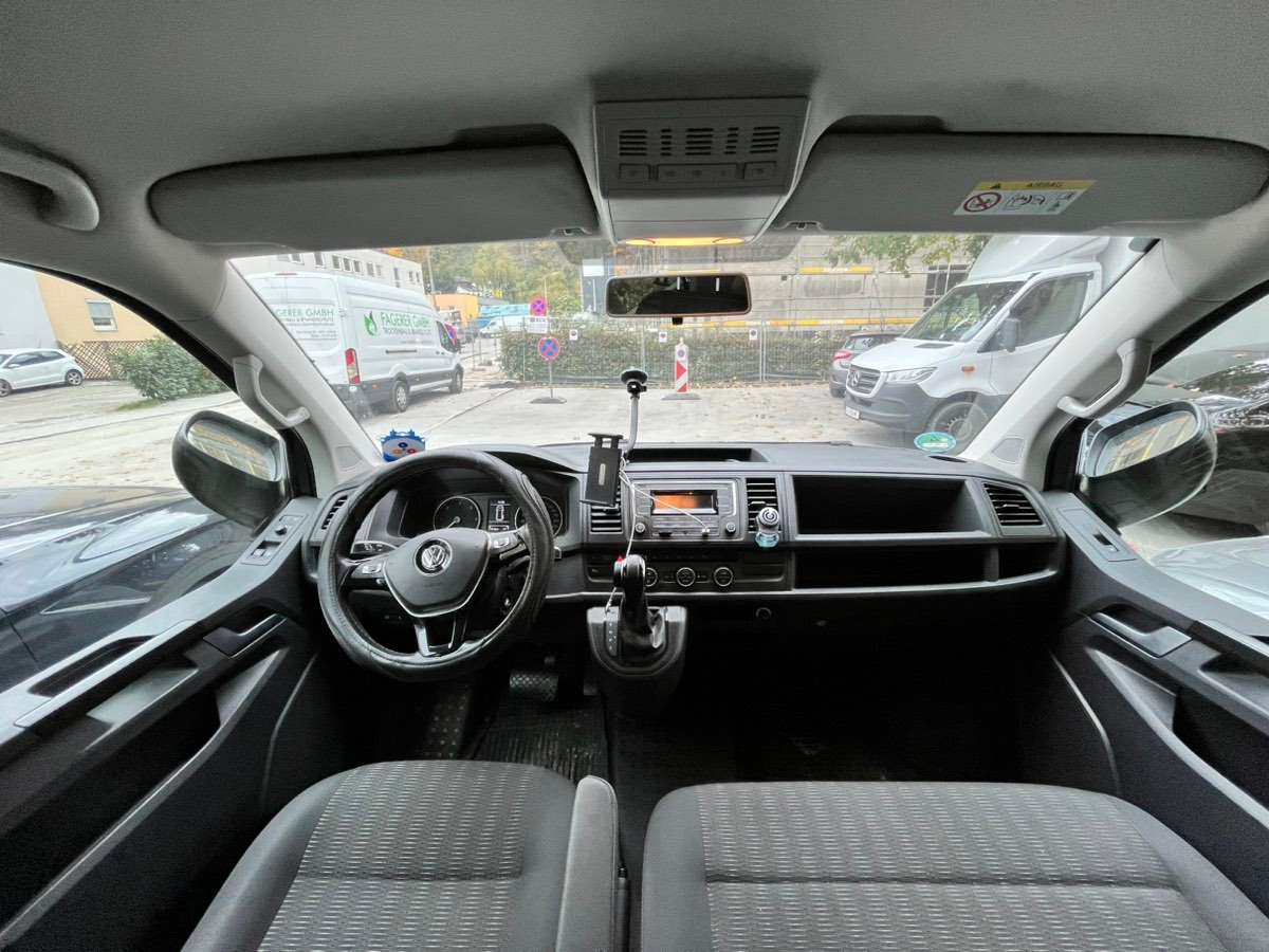 Pojazd #58563 - Volkswagen Caravelle Family 2.0 7