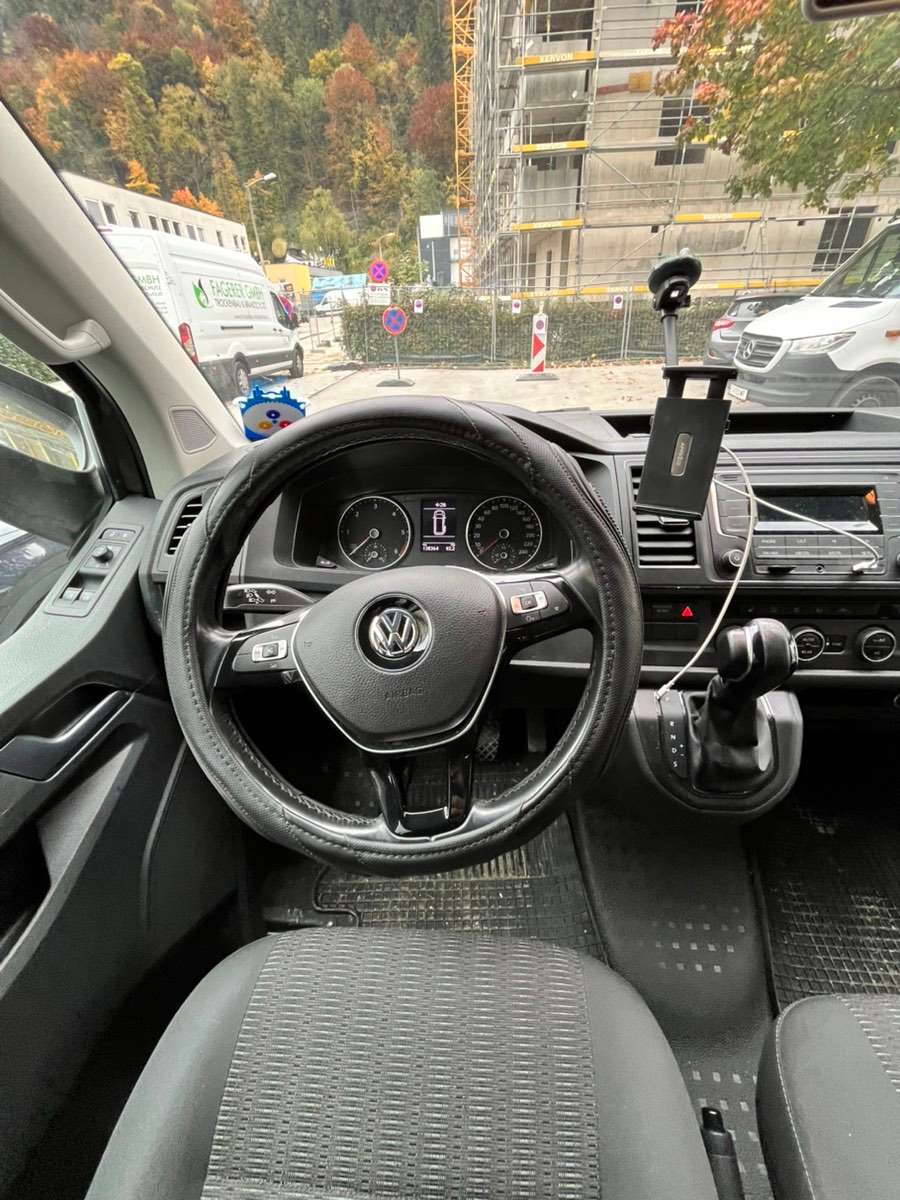 Pojazd #58563 - Volkswagen Caravelle Family 2.0 8