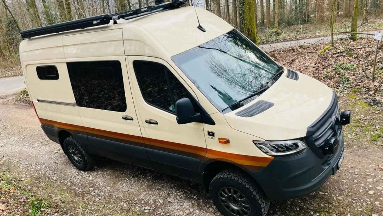Vehicule #57704 - Mercedes-Benz Sprinter 9G-Tronic Premium 4x4 Van 4